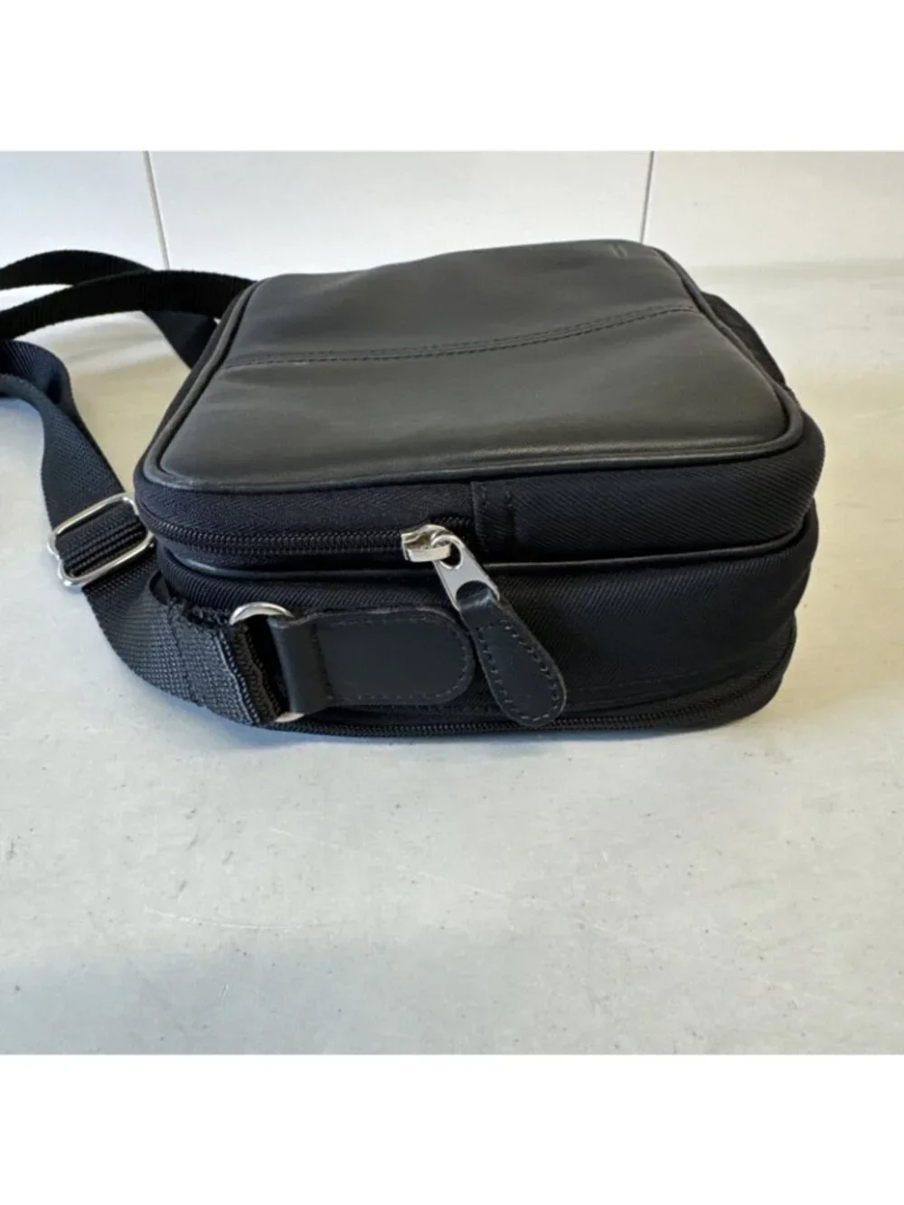Vintage Coach Camera Black Leather‎ Shoulder Crossbody Bag